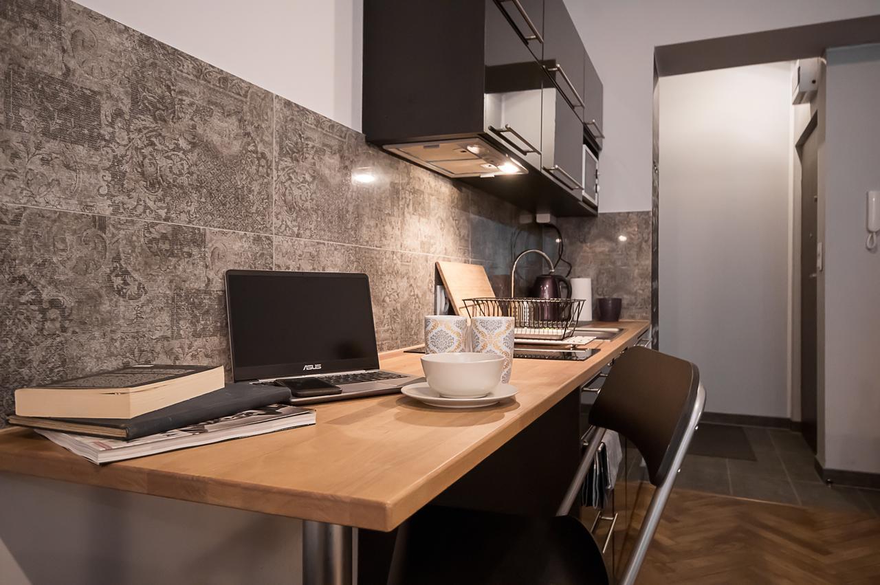 Lost In Apartament